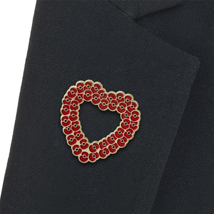 Ridged Poppy Heart Wreath Brooch