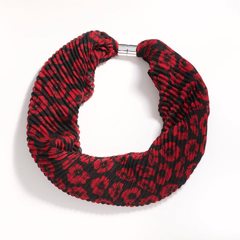 Small Poppy Plisse Magnetic Scarf